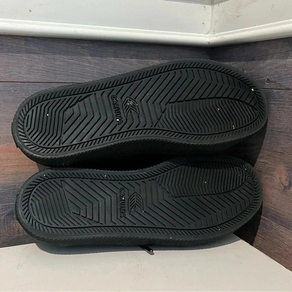 Cariuma OCA Low Speed Hooks All Black Suede Unisex Women’s 5 Men’s 3.5 - Picture 5 of 9